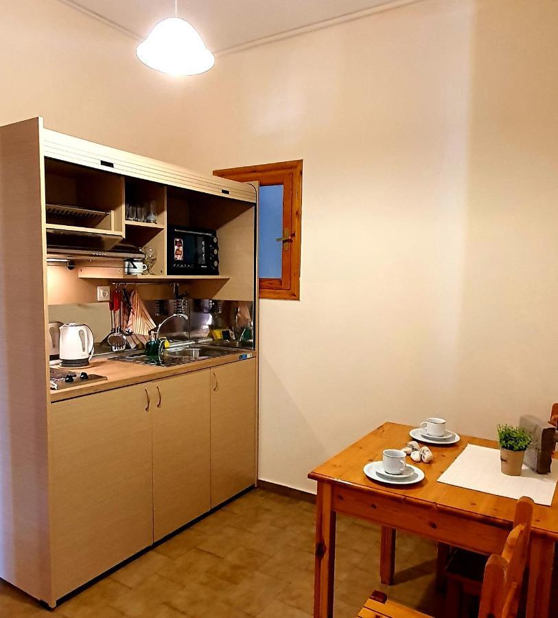Nicoll Apartments Αχαράβη Εξωτερικό φωτογραφία